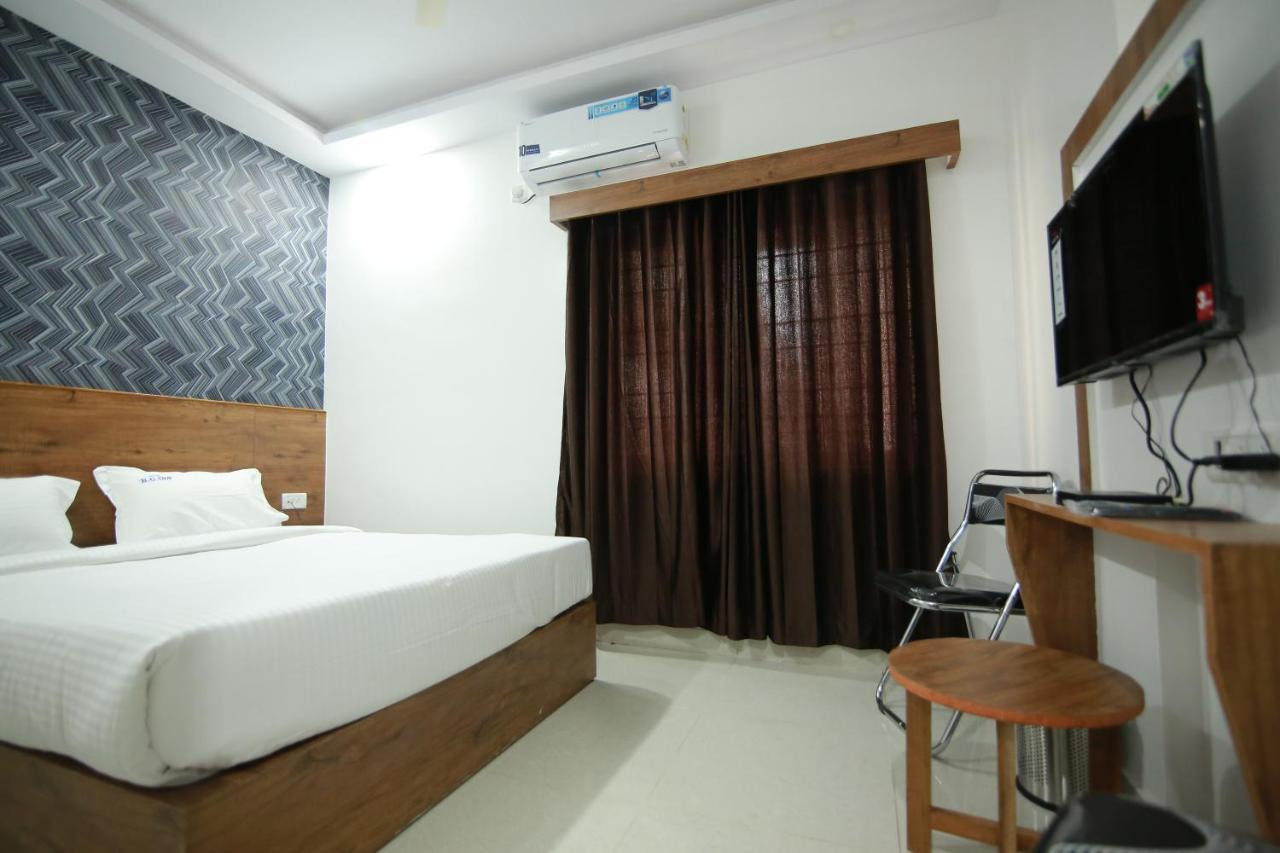 Hotel Bg Inn Bangalore Dış mekan fotoğraf