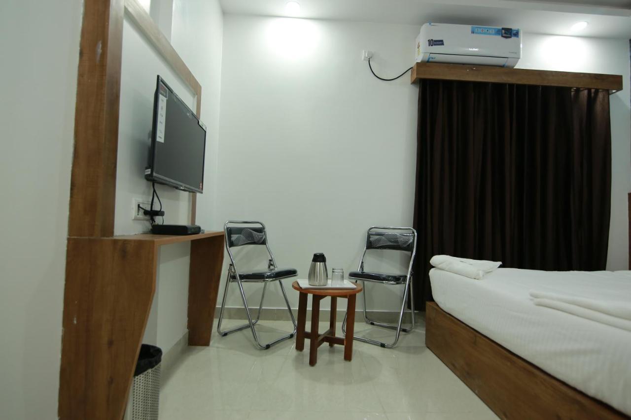 Hotel Bg Inn Bangalore Dış mekan fotoğraf